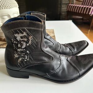Mark Nason 10.5 rockstar double dragon ankle boots with zippers.